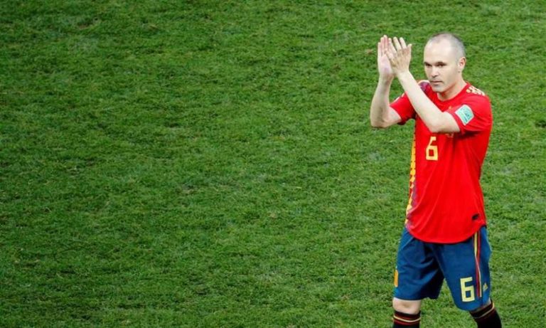 إنيستا تفاجأت بجلوسي على مقاعد البدلاء في كأس العالم