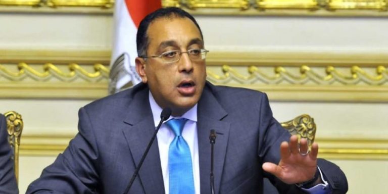 مدبولي يتفقد المشروعات الجارى تنفيذها بمدينة العلميين الجديدة