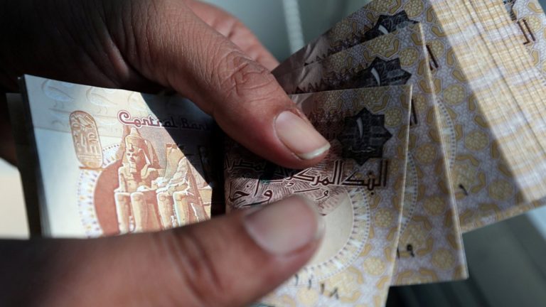 وداعا للمعاملات الورقية .. الالتزام بالدفع الإلكتروني لأي تعاملات حكومية بدءا من هذا التاريخ