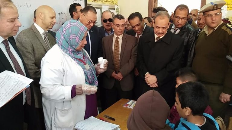 إنتهاء فعاليات حملة القضاء علي الطفيليات المعوية بتجريع 962 ألف تلميذ بالمحافظة
