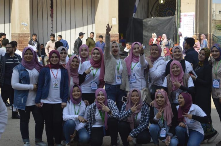 بالصور : كرنفال ترفيهى لطلاب أداب جامعة الزقازيق