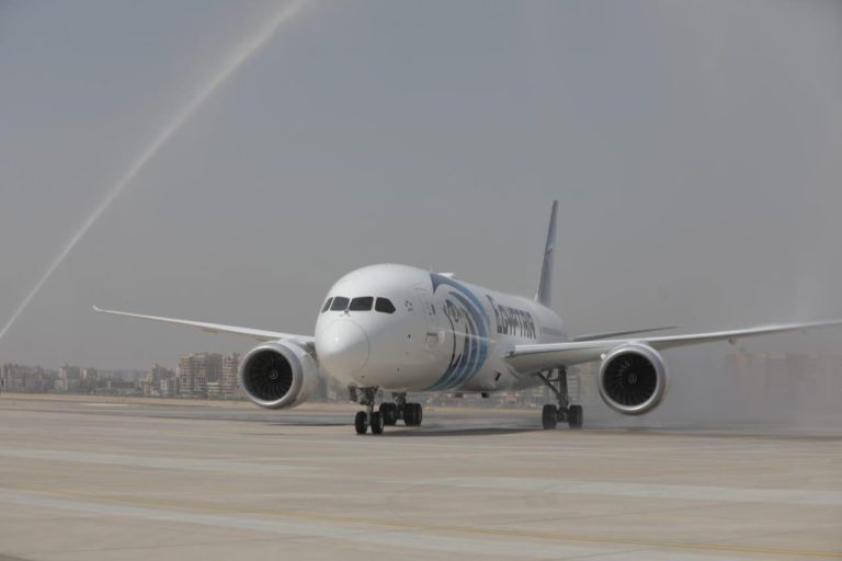 الصور الأولى لـ«طائرة الأحلام»