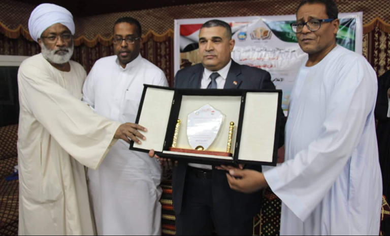 الجالية المصرية بالسعودية تكرم الاعلامي حماده عثمان