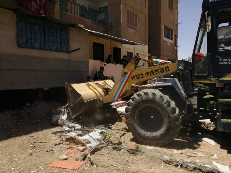 حملة مكبرة لجهاز العاشر من رمضان لإزالة التعديات والإشغالات