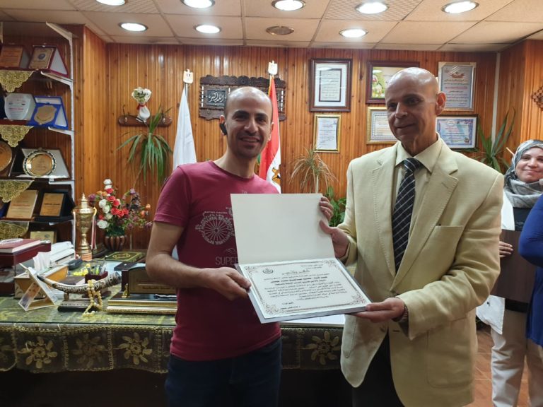 وكيل صحة الشرقية  يكرم مسئولي الإعلام بالإدارات الصحية