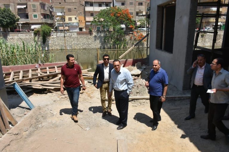 محافظ الشرقية يأمر بإزالة قاعه أفراح تحت الإنشاء مقامة بدون ترخيص بشارع كوبري البحر بههيا