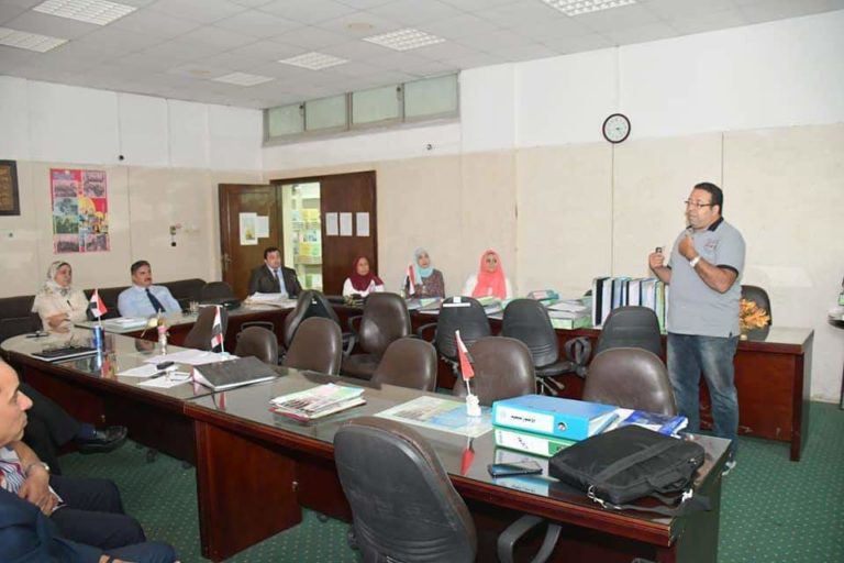 خبراء مركز القياس والتقويم بوزارة التعليم العالي في زيارة لمراجعة تنفيذ أنشطة مشروع جامعة الزقازيق في القياس والتقويم