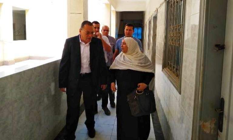 إحالة ( 45 ) من العاملين بوحدة طب الأسرة بالهجارسة للتحقيق
