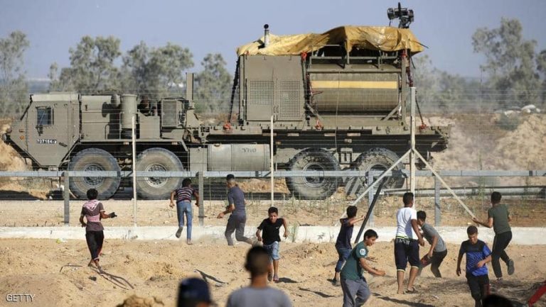 اعتقال 14 مواطنا فلسطينيا علي يد الاحتلال الاسرائيلى