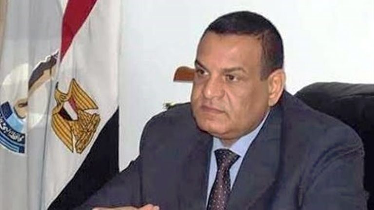 محافظ البحر الأحمر يحيل 99 من العاملين بالمصالح الخدمية في شبراخيت للتحقيق