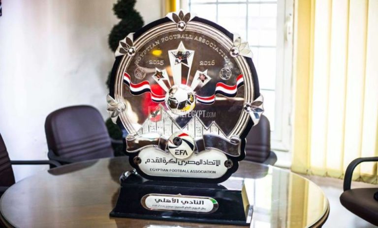 الليلة ..الأهلي يتسلم درع الدوري في احتفالية كُبرى