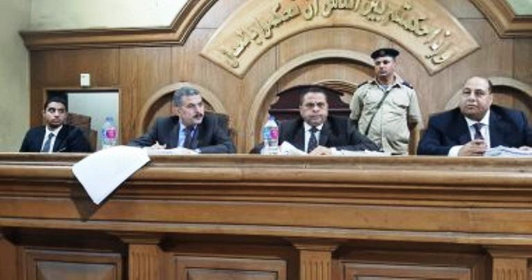اليوم.. جنايات الزقازيق تنظر قضية المتهمة بقتل نجل زوجها بالشرقية أثناء نومه