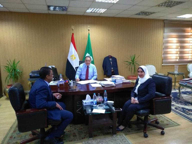  محافظ الشرقية يستقبل نائبيه الجدد لتهنئتهما ولمباشره مهام عملهما بالمحافظة