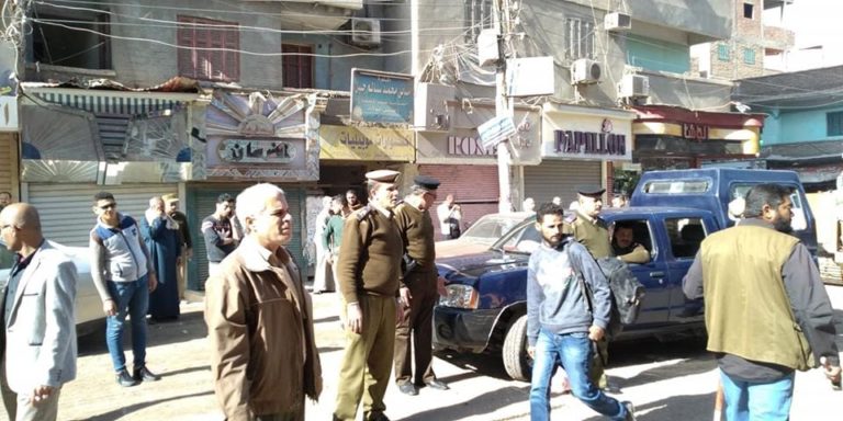 حملة مكبرة لإزالة الإشغالات المخالفة بقيادة اللواء علي صبري والمأمور ورئيس المدينة بديرب نجم