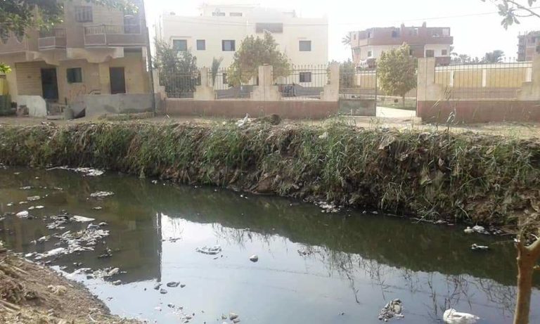 العثور علي جثة طفل بمصرف قرية حفنا بالشرقية