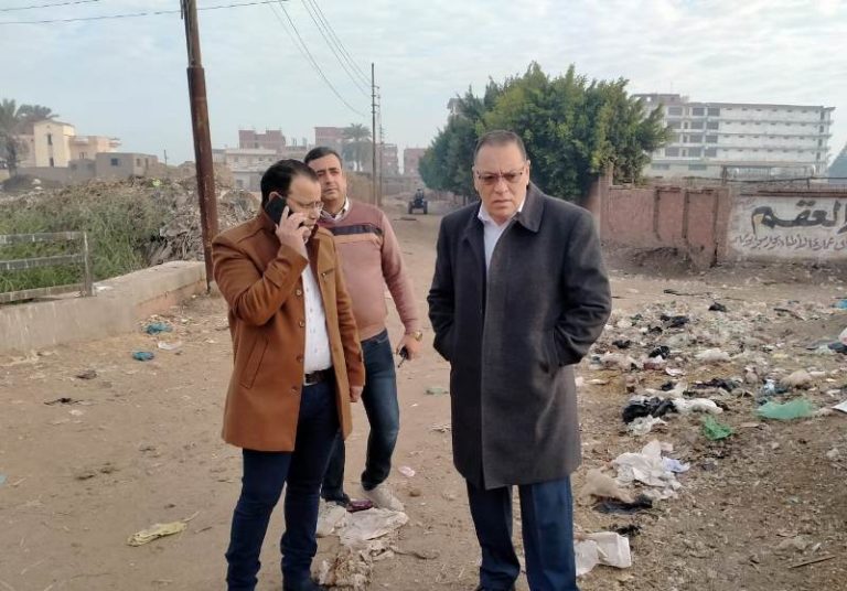 محافظ الشرقية يأمر بتطهير مصرف إكوه المار بطريق القنايات أبو عجوة أم رماد