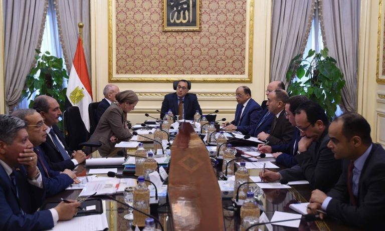 رئيس الوزراء يتابع الموقف التنفيذى لمنظومة المخلفات البلدية الصلبة الجديدة