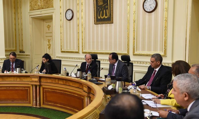 رئيس الوزراء يلتقي رئيس مجلس النواب الشيلي والوفد المرافق له