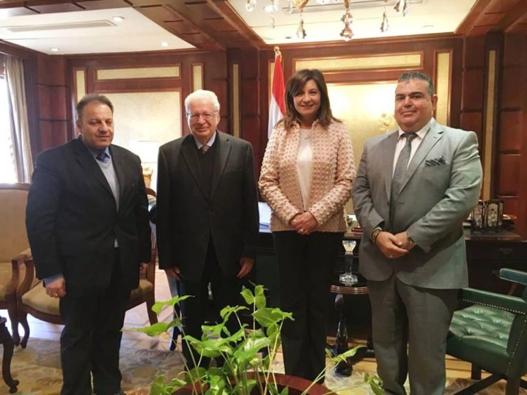 وزيرة الهجرة تستقبل رئيس الجمعية اليونانية المصرية بالقاهرة لبحث تنظيم المؤتمر العالمي الأول لخريجي مدرسة العبيدية اليونانية