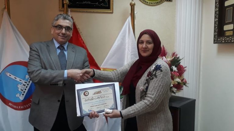مستشفيات بنها الجامعيه تنجز ١٠٠٪؜فى الرد على الشكاوى الاليكترونية