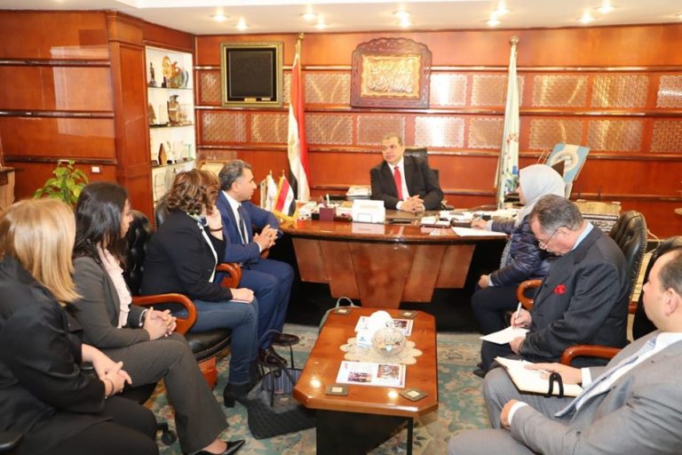 600 أسرة مصرية في المرحلة الأولي من مشروع “لم الشمل” بإيطاليا