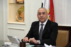 وزير الإسكان: الانتهاء من الهيكل الخرسانى لأول برج (C03) بارتفاع ٨٠ متراً بمنطقة الأعمال المركزية بالعاصمة الإدارية الجديدة