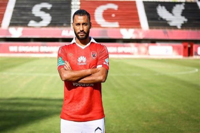 حسام عاشور يواجه 3 أزمات حال الانتقال للزمالك