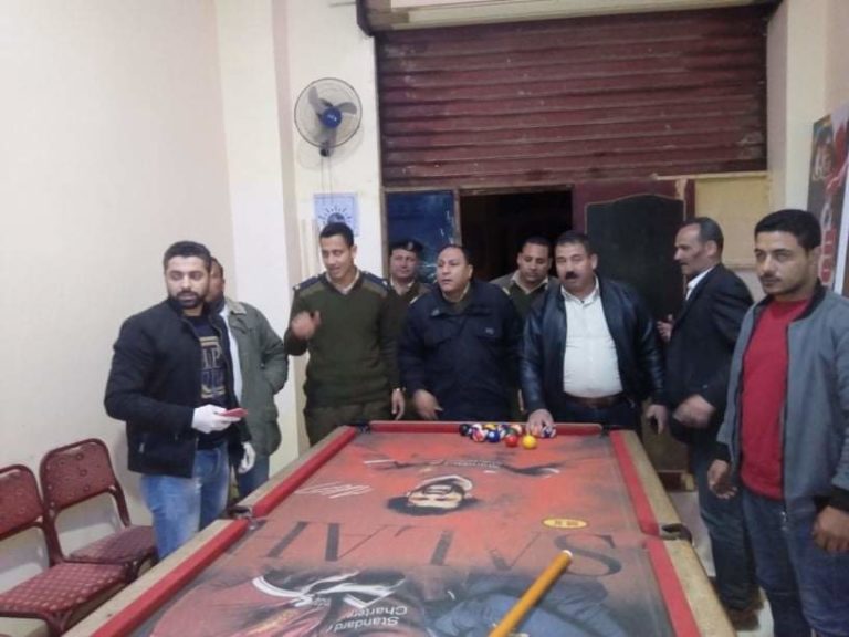غلق ملعب رياضي وصالة بلياردو  تعمل بعد مواعيد الغلق في مشتول السوق