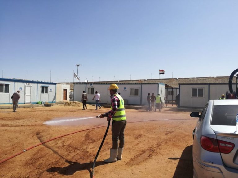 وزير الإسكان: عمليات تطهير وتعقيم لمواقع المشروعات بالعاصمة الإدارية الجديدة ضمن الإجراءات الاحترازية لمواجهة فيروس كورونا