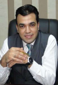عاطف الشريف يكتب: عيدكم فى بيوتكم