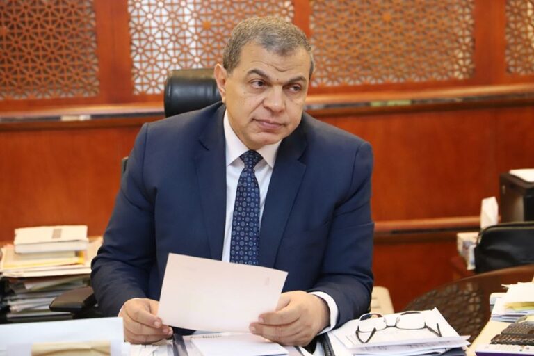القوى العاملة: 30 يونيو إجازة مدفوعة الأجر للعاملين بالقطاع الخاص