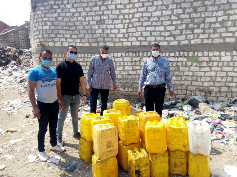 ضبط أكثر من طن أغذية فاسدة فى أولاد صقر بالشرقية