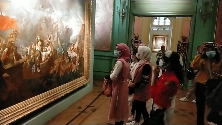 وزيرة الثقافة: تواصل السعي لدعم قيم الانتماء للوطن في نفوس أبناء مصر وبناء شخصياتهم