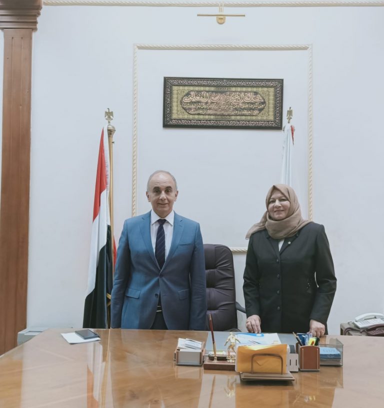 تعيين الدكتورة غادة شاكر نائباً لرئيس جامعة الزقازيق لقطاع شئون خدمة المجتمع وتنمية البيئة.