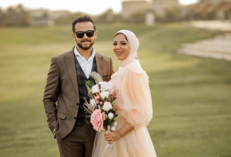 “باسم” يهنئ محمد شديد بخطوبته على ندى حسن