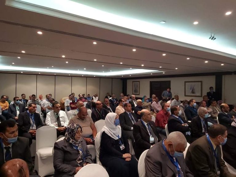 غادة شاكر تشارك في إفتتاح فعاليات مؤتمر صحة وسلامة الإنسان والحيوان لبيطري الزقازيق
