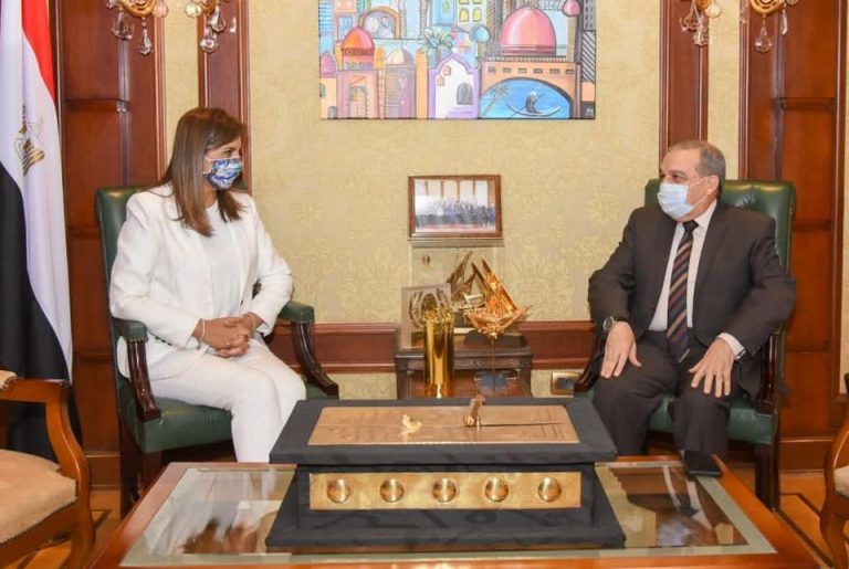 وزيرة الهجرة تستقبل وزير الإنتاج الحربي للتنسيق حول استعدادات مؤتمر “مصر تستطيع بالصناعة”