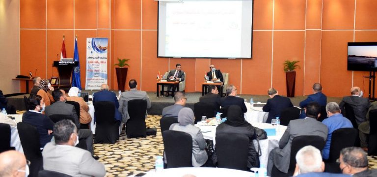 الرئيس التنفيذي لهيئة الاستثمار يبحث مع محافظ أسوان سبل دعم الاستثمارات والاستفادة من المزايا النسبية للمحافظة