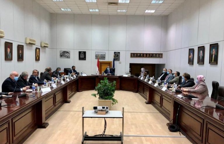 بدء مناقشات مشروع تعديل قانون شركات السياحة