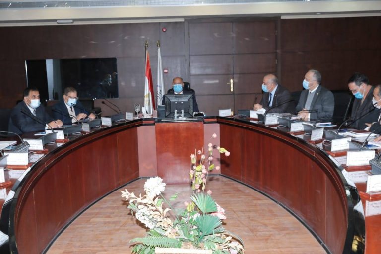 وزير النقل يترأس إجتماع الجمعية العمومية العادية للشركة المصرية لإدارة وتشغيل مترو الأنفاق عن السنه المالية المنتهية فى 2019/2020 .