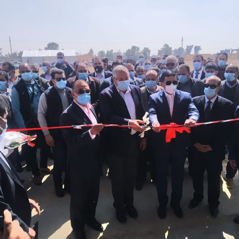 وزير الزراعة ومحافظ الإسكندرية ورئيس هيئة الاستثمار يفتتحون مزرعة الإنتاج الحيواني بالنوبارية بطاقة 60 ألف رأس سنويا على مساحة 40 فدان