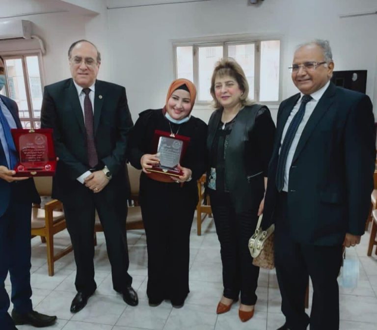 لجهوده في مواجهة كورونا.. تقديم 20 هدية لـ “الجيش الأبيض” في الشرقية