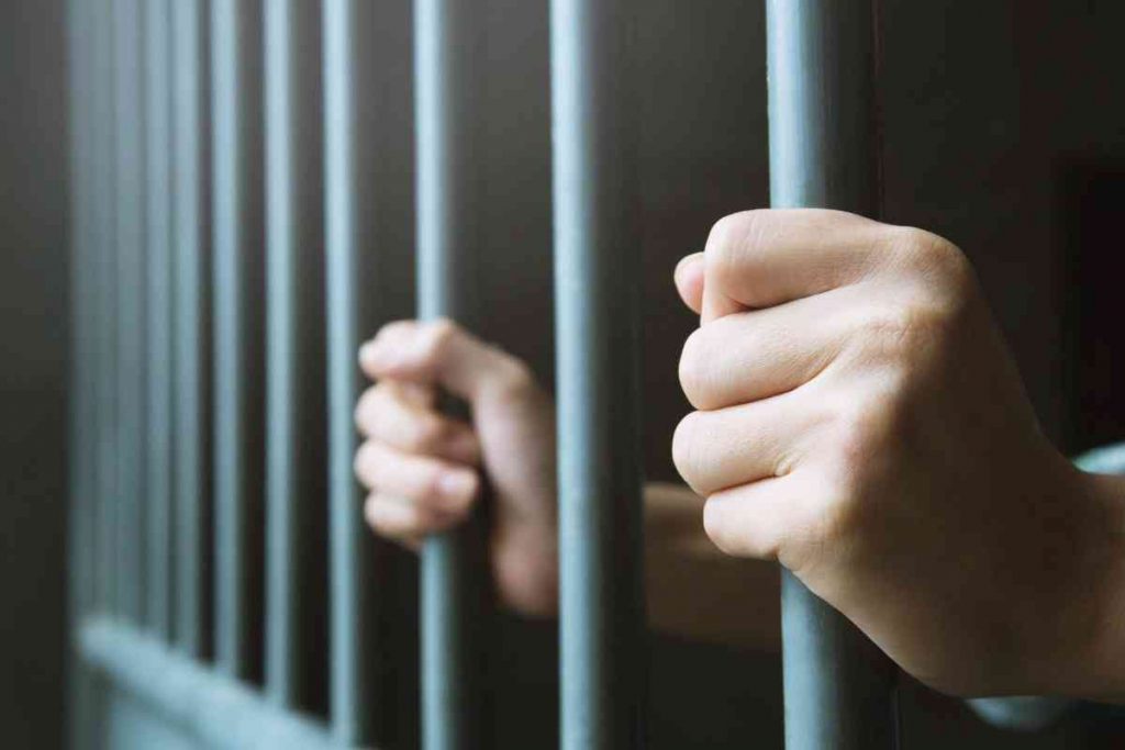 المؤبد للمتهم بالشروع فى قتل سائق توك توك بالشرقية