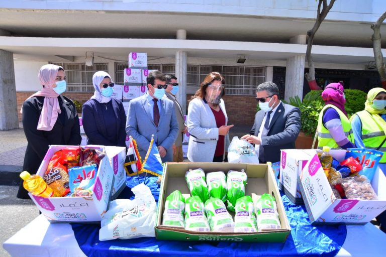 صندوق تحيا مصر يوفر 80 طنا مواد غذائية ودواجن لـ 6 آلاف أسرة بمحافظة دمياط