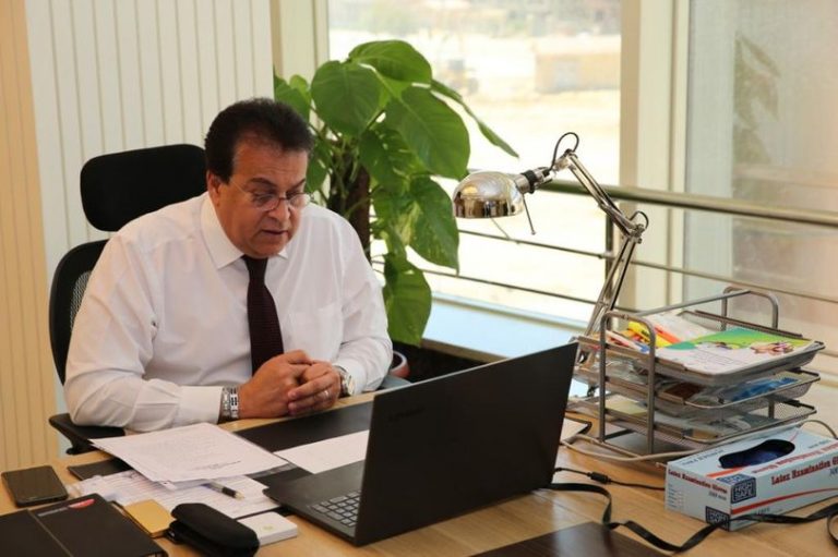 وزير التعليم العالي يرأس اجتماع المجلس الأعلى للمستشفيات الجامعية