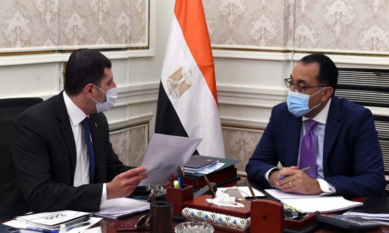 رئيس الوزراء يلتقى الرئيس التنفيذي للهيئة العامة للاستثمار والمناطق الحرة لاستعراض ملفات عمل الهيئة