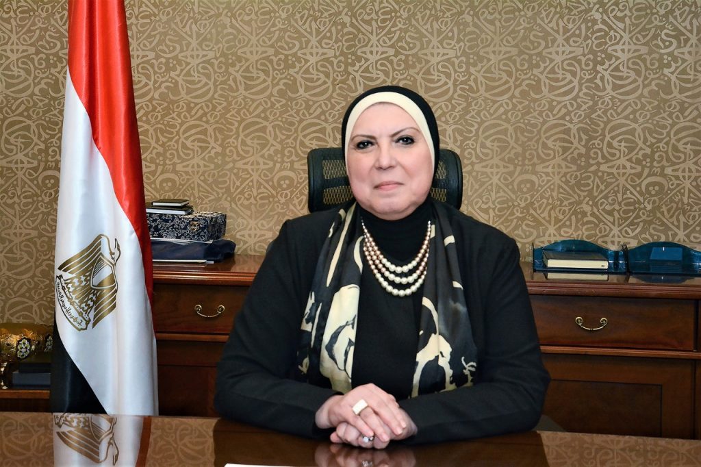 نيفين جامع.. حريصون على الارتقاء بجودة المنتج المصري وزيادة قدرته على المنافسة داخلياً وخارجياً
