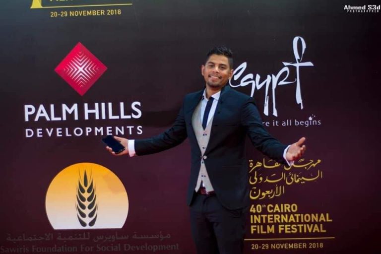 ” مجدي سليم موهبة فنية لافتة للأنظار بقوة  ، و البعض يشبهه بعمر خورشيد  “.