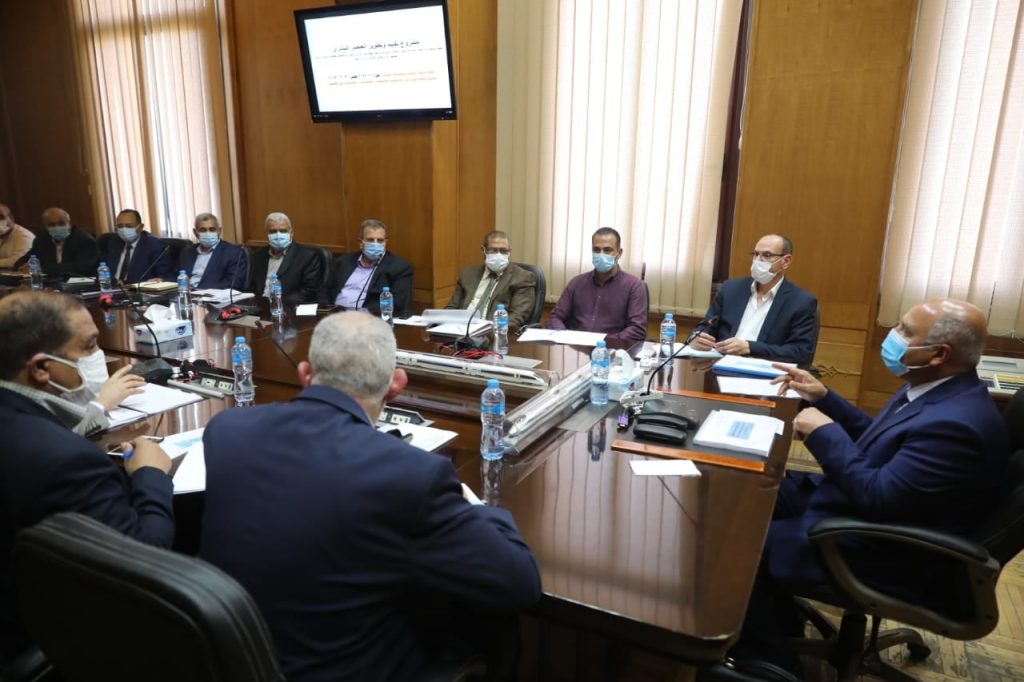 وزير النقل.. يعقد اجتماعا موسعا مع رئيس وقيادات الهيئة لمتابعة تنفيذ خطة تطوير العنصر البشري للتعامل مع التكنولوجيا الحديثة