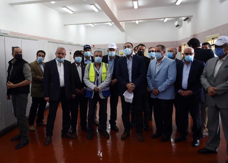 رئيس الوزراء يتفقد محطة معالجة مياه الصرف الصناعي بالمنطقة الاقتصادية بتكلفة تقدر بـ 250 مليون جنيه